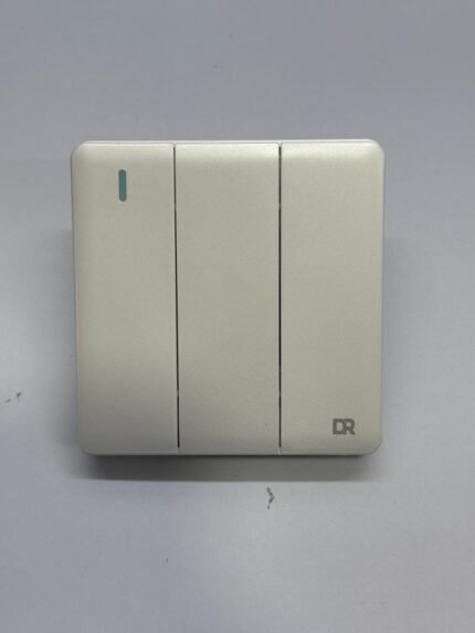 3 GANG  Xises off white